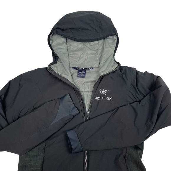 Arc'teryx Jackets & Blazers - Arc'teryx Women’s Atom LT Black Hoody Jacket Size S